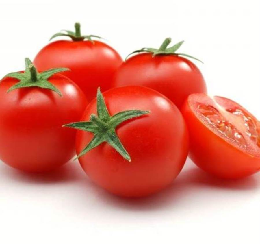 3 أصناف من البشر يحظر عليهم أكل الطماطم