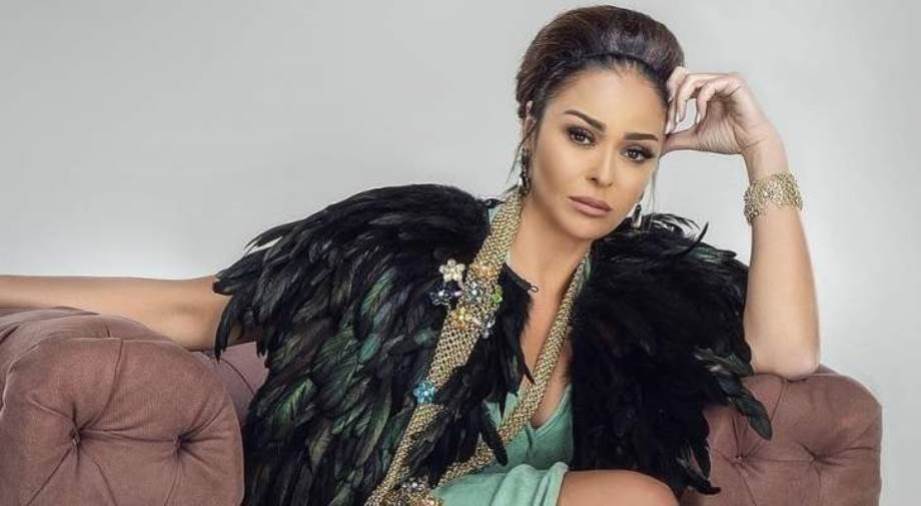 بالألوان المبهجة.. داليا البحيري تبهر متابعيها بأحدث ظهور لها 