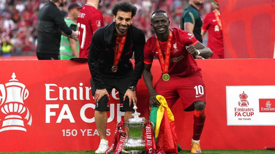 صلاح يودع ماني
