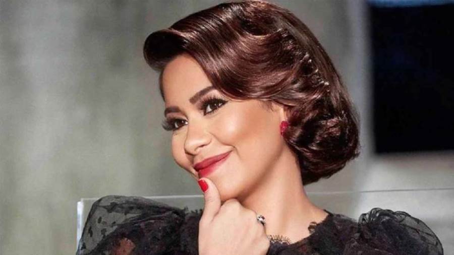  شيرين عبد الوهاب بعد سقوطها على المسرح: صعبان عليا نفسي