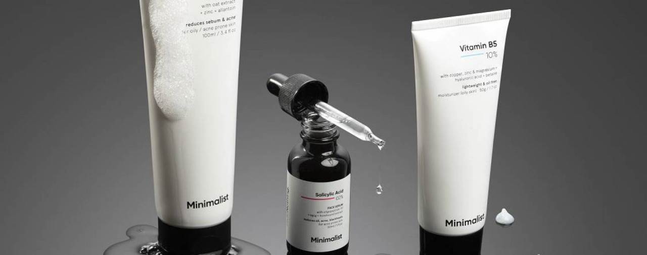 تخلصي من حب الشباب مع مجموعة العناية من "مينيماليست"
