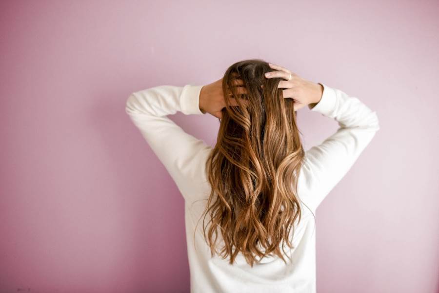  علاج سريع لتساقط الشعر الشديد