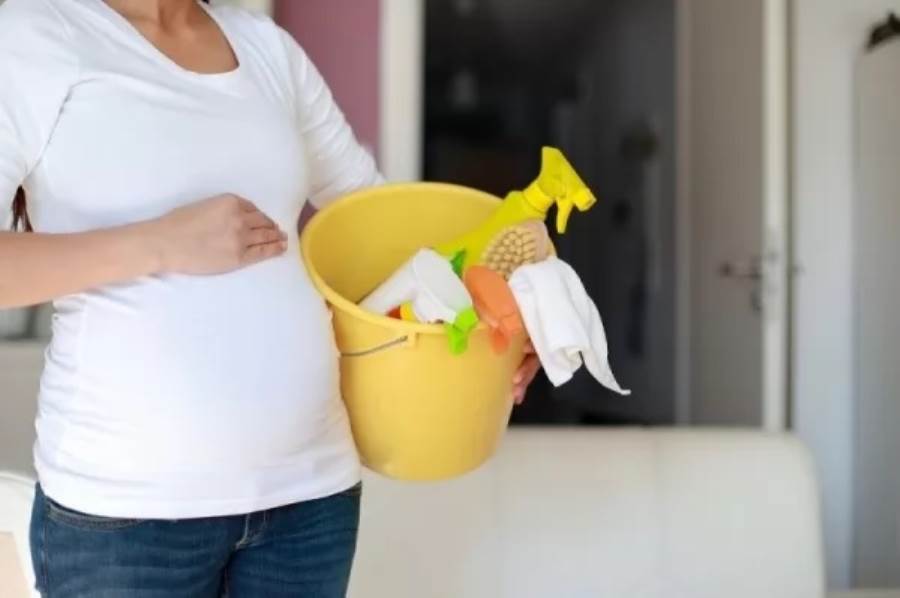 دراسة: التعرض للمواد الكيميائية المنزلية قد يصعب الحمل!