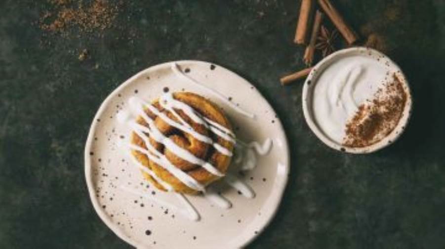 طريقة عمل صوص السينابون الكريمي