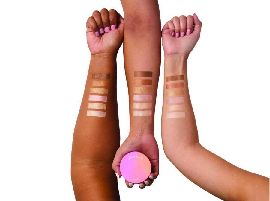 كوني كالنجمات مع هايلايتر Glow-La-La الجديد من Benefit 
