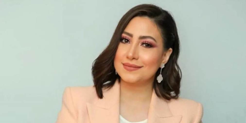 القبض على المطربة بوسي بمطار القاهرة