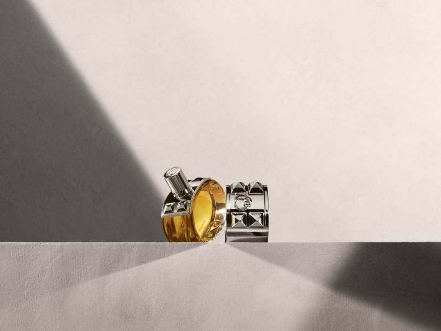  Hermès تكشف عن عطرها الأكثر جرأة Barénia Eau de Parfum Intense 