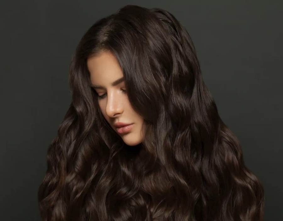 كل ما تريدين معرفته عن الكيراتين والبروتين والكولاجين في علاج الشعر