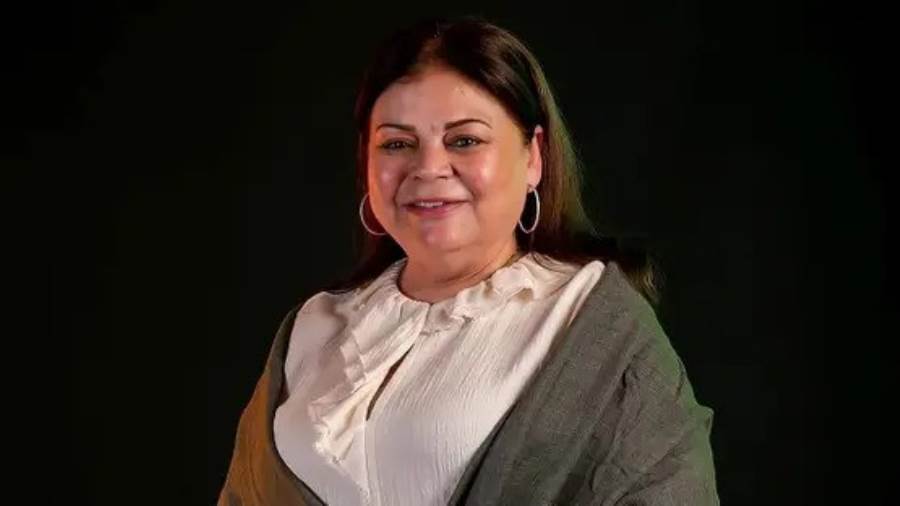 الفنانة ماجدة زكي تخضع لعملية تركيب دعامة بالقلب