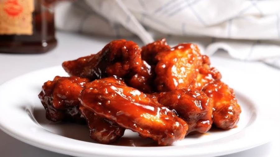 طريقة عمل أجنحة الدجاج بصوص الباربيكيو والعسل