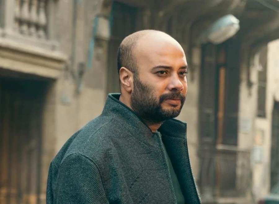  حاتم صلاح يعلن وفاة والده بكلمات مؤثرة ويكشف موعد الجنازة 