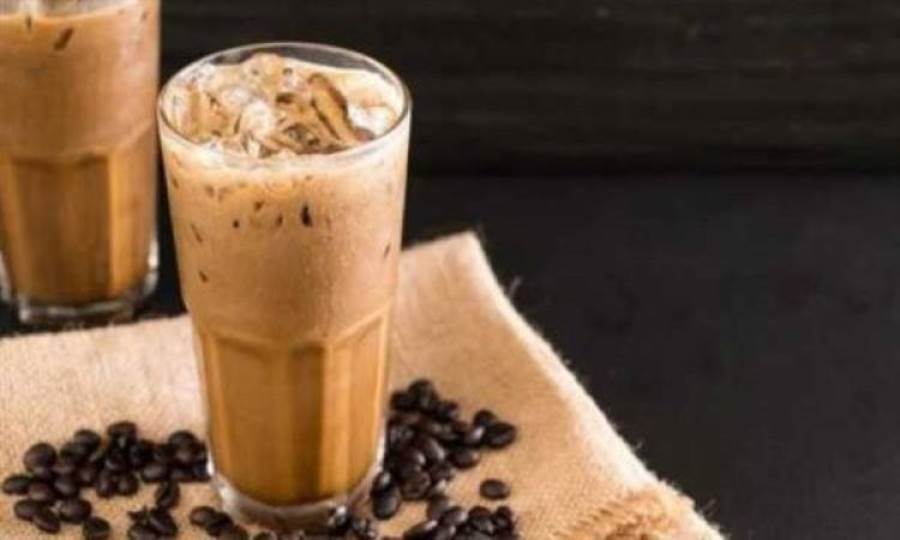 طريقة عمل لاتيه القهوة الباردة بالنوتيلا