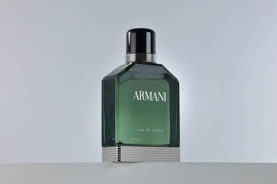 إليكَ عزيزي الرجل عطر Eau de Cedre Eau de Toilette من Armani Beauty