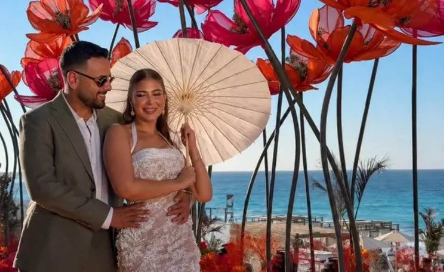 بالصور.. خطوبة الفنانة ملك قورة لرجل الأعمال المصري يوسف عثمان