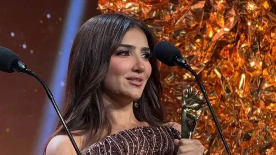 مي عمر توجه رسالة بعد حصولها على جائزة موريكس دور للمرة الثانية