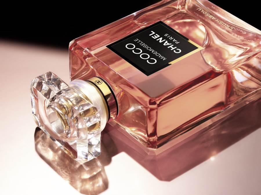 CHANEL تحتفل بإطلاق Coco Mademoiselle Crush Absolu في باريس