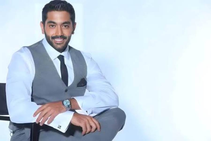  أحمد فلوكس يعلن ارتباطه رسميًا وبدء حياة جديدة 