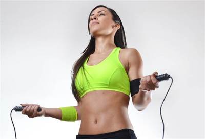 في أخطر كتاب عن الرشاقة جون كولينز .. وأسرار الحب والشباب