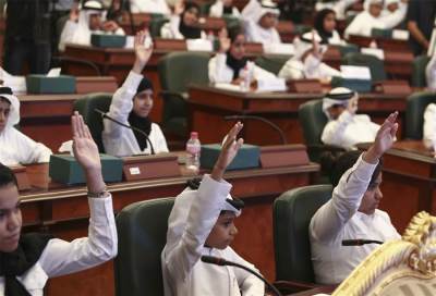 من أجل حمايتهم .. الامارات تعقد مجلس شورى الطفل