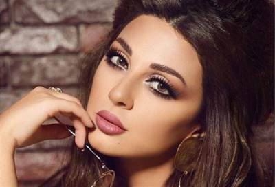 رغبة في الظهور بشكل أرستقراطي ..ميريام فارس بلوك جديد.