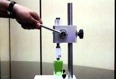 العطور المركبة تلقى رواجاً في الشارع العربي وتحمل أسماء المشاهير