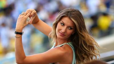 انتهاء عقد العارضة جيزيل باندشن وفيكتورياس سيكرت