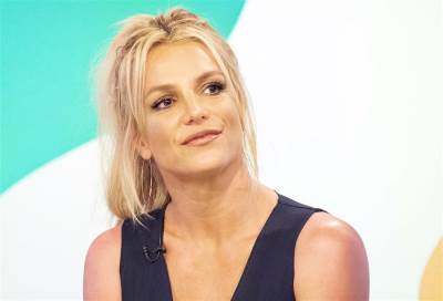 طمعا في مالها .. زوج بريتني سبيرز جاد في تصويرها «أما سيئة»