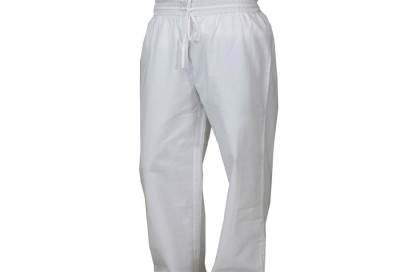 سعودي يخترع بنطلون للحج للحماية من تسلخ الفخذين