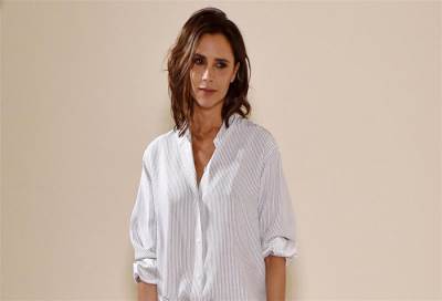 فيكتوريا بيكهام مذيعة للموضة في برنامج من أنتاج فوكس