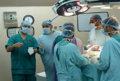 حالة نادرة .. مصري يعاني من تورم مزمن في ساقه اليمنى 