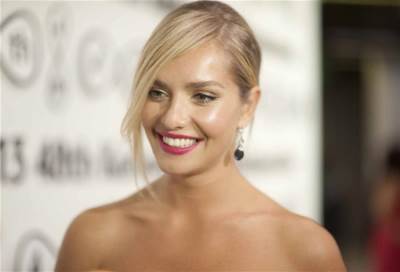 ملكة جمال العالم كوخارجوفا تتعرض للإساءة الجنسية في تشيكيا