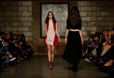 دار «هيرميس» تتجه إلى الغرب الأميركي لربيع وصيف 2009