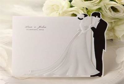 بطاقات الدعوة للأعراس في مصر.. «تفانين وإبهار حسب الطلب»