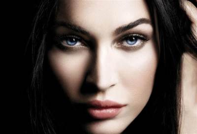 ميجان فوكس تتزوج سرا .. وأوستن يحسد نفسه عليها