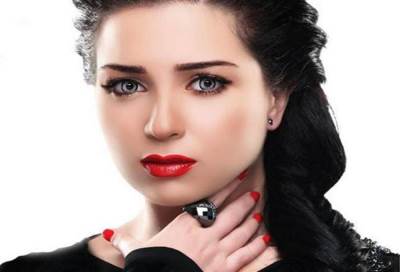 بسبب مي عز الدين .. أبو النجا يهاجم منتج "حبيبي نائما"