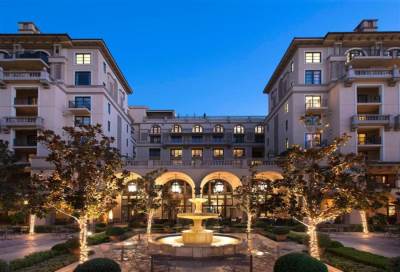 بسبب الأزمة الأقتصادية الركود يضرب بيفرلي هيلز مدينة الأغنياء