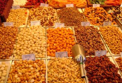 حبوب الياميش ..الفواكه الجافه ..كنوز حقيقيه