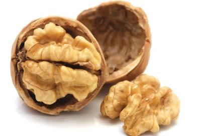 دراسة أمريكية: الجوز يحد من الاصابة بسرطان الثدي