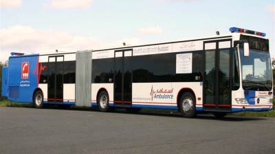 دبي تصنع أطول سيارة إسعاف في العالم بطول 18 مترا