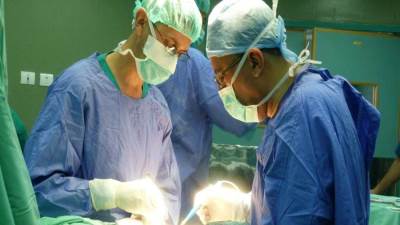 وفاة جان دوسييه الأب الروحي لعمليات زراعة الأعضاء 