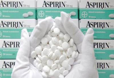 الأسبرين .. أفضل في منع الجلطة القلبية للرجال والسكتة الدماغية للنساء