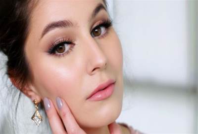 خطوات بسيطة .. لماكياج صيفى ساحر