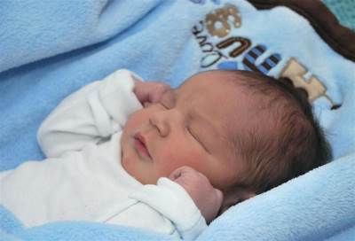 نصائح للعناية بالأطفال حديثي الولادة