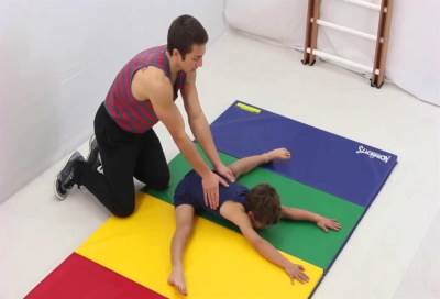 كيف تؤهلين طفلك لممارسة رياضة الجمباز؟