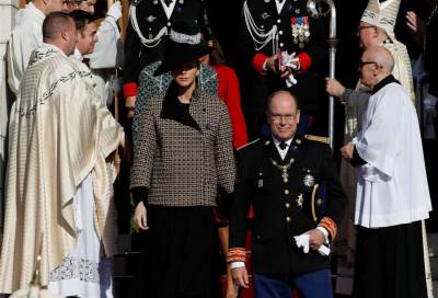 ملوك ورياضيون وفنانون في قائمة المدعوين لعرس ألبير أمير موناكو وخطيبته شارلين