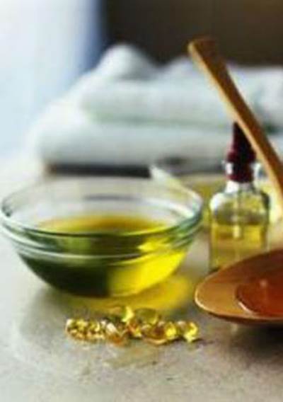 الحيل السحرية باستخدام زيت اللوز