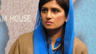 وزيرة خارجية باكستان حنا رباني خار تثير إعجاب الهنود وتغير صورة بلدها لديهم