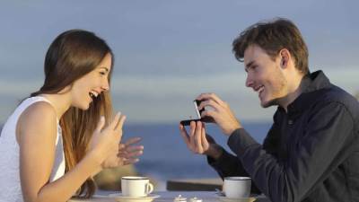 افعل ولا تفعل .. في فترات التعارف والخطوبة