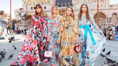 أسبوع ميلانو لربيع - صيف 2012 .. يبدأ في محاولة لإستمالة الأسواق الناشئة