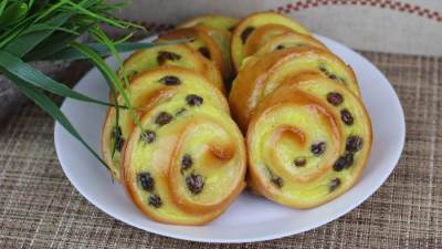 تذوق فطائر البيض البرتغالية بالكاستر